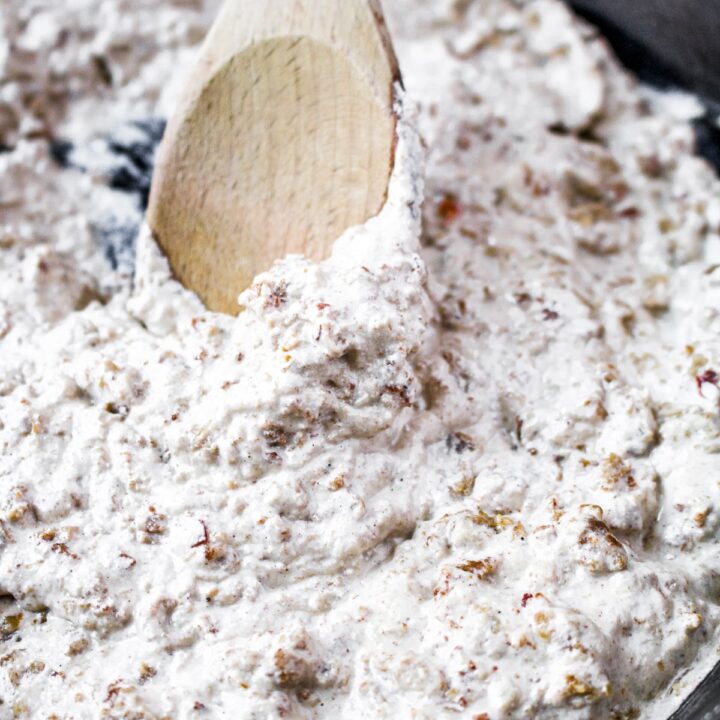 Easy Vegan Sausage Gravy-image