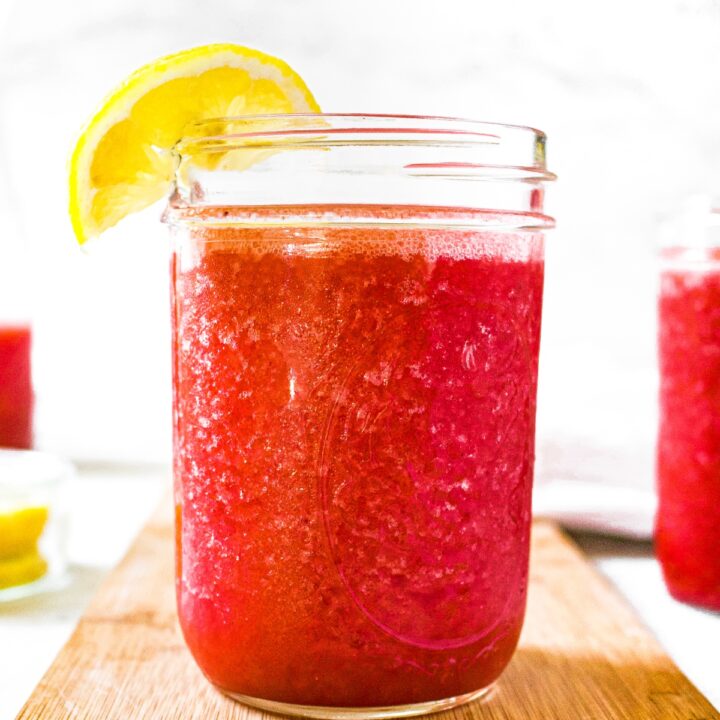 Frozen Strawberry Lemonade Smoothie-image